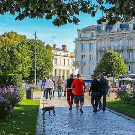 L'escapade 2* : T2 Hyper Centre 40 M De La Place Colbert