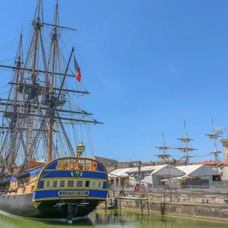 公寓 L'escapade 2* : T2 Hyper Centre 40 M De La Place Colbert 罗什福尔