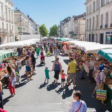 L'escapade 2* : T2 Hyper Centre 40 M De La Place Colbert 公寓